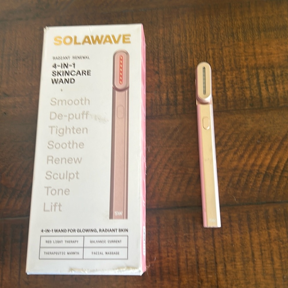 Solawave skincare wand